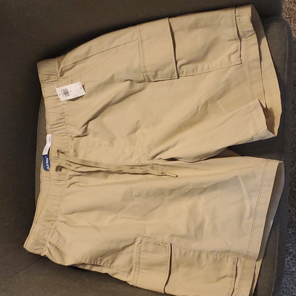 NWT Men's Old Navy Shorts